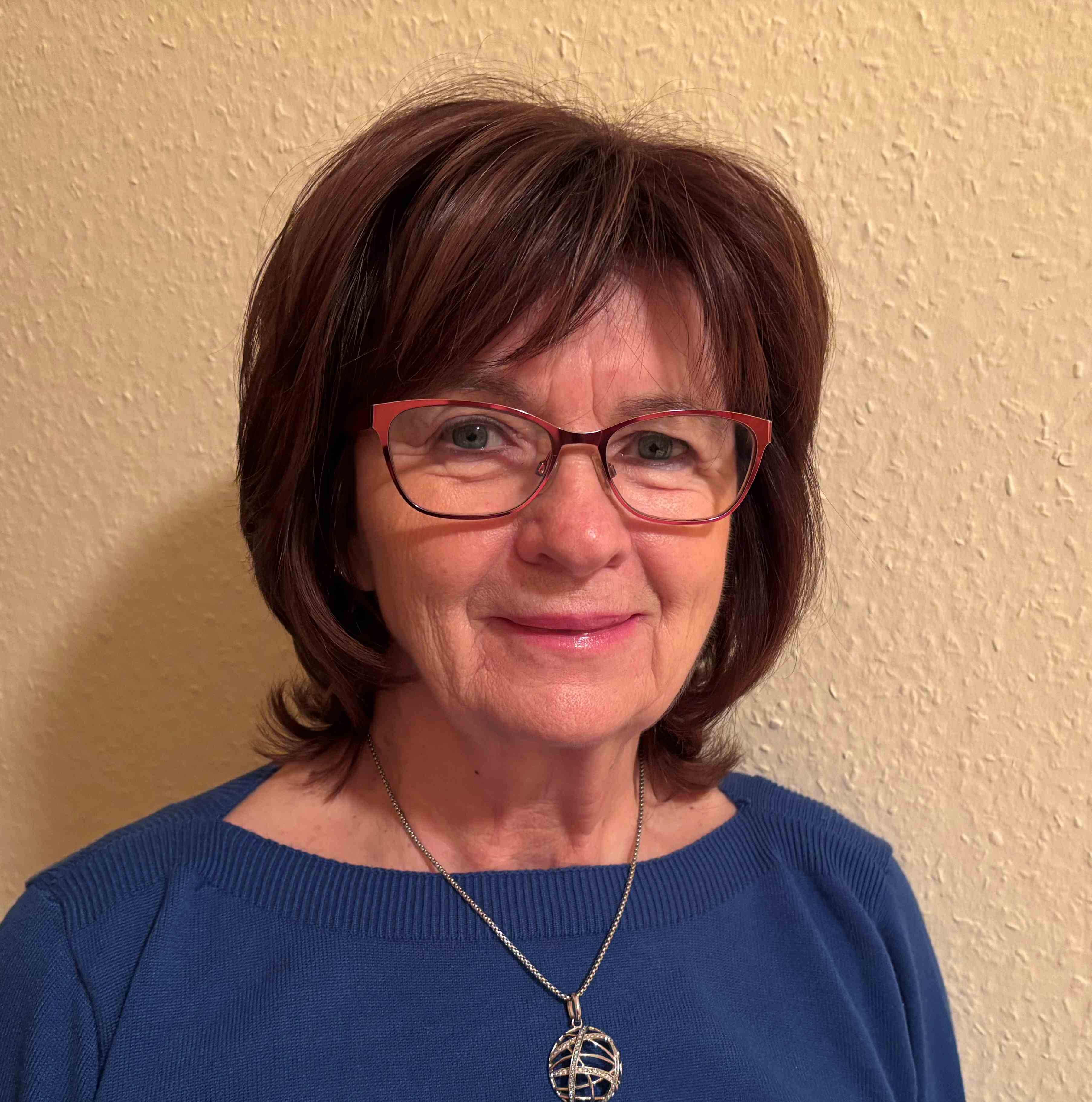 Lucz Zoltánné adószakértő, könyvvizsgáló